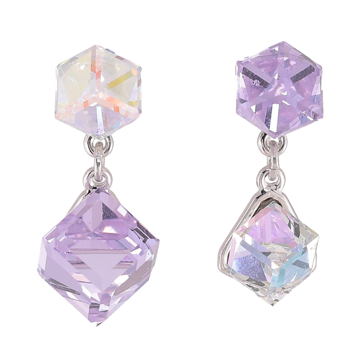 Серьги Xuping цвет Родий с кристаллами Swarovski пусеты "Ассиметричные подвески из кристальных кубиков" фото №12 Серьги Xuping цвет Родий с кристаллами Swarovski пусеты "Ассиметричные подвески из кристальных кубиков" фото №12
