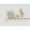 Серьги Xuping Позолота 18K пусеты Ромбы с россыпью циркония 23х18мм фото №2 Серьги Xuping Позолота 18K пусеты Ромбы с россыпью циркония 23х18мм фото №2