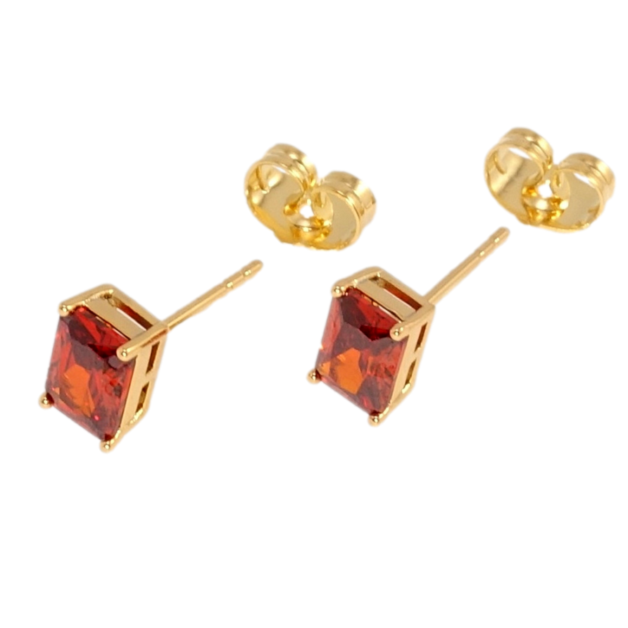 Серьги Xuping Позолота 18K пусеты Прямоугольные красные кристаллы в крапановой оправе 5х7мм фото №1 Серьги Xuping Позолота 18K пусеты Прямоугольные красные кристаллы в крапановой оправе 5х7мм фото №1