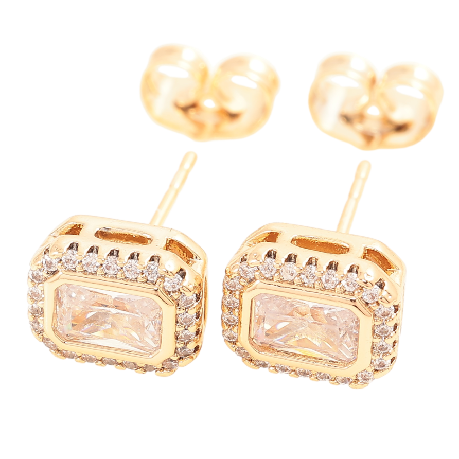 Серьги Xuping Позолота 18K пусеты Фианиты в обрамлении циркония 7х9мм фото №1 Серьги Xuping Позолота 18K пусеты Фианиты в обрамлении циркония 7х9мм фото №1