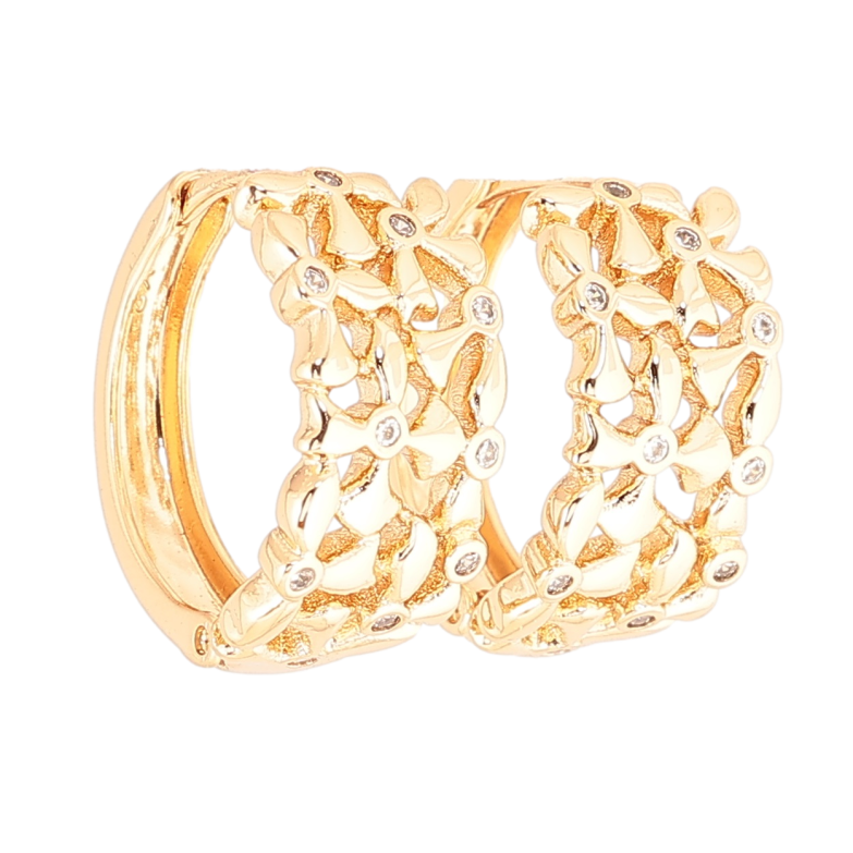 Сережки Xuping Позолота 18K колечка «Декоративний візерунок з кристалами» фото №13 Сережки Xuping Позолота 18K колечка «Декоративний візерунок з кристалами» фото №13