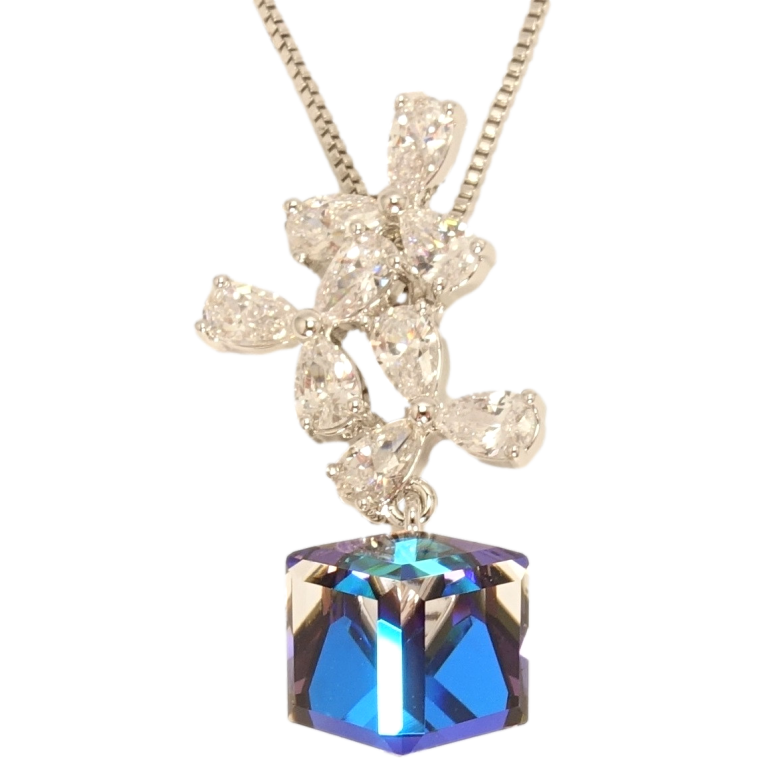 Кулон Xuping колір Родій з кр-ми Swarovski на ланцюжку Квіткова феєрія з кристальним кубом довжина 39-44см фото №13 Кулон Xuping колір Родій з кр-ми Swarovski на ланцюжку Квіткова феєрія з кристальним кубом довжина 39-44см фото №13