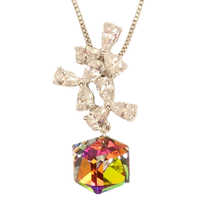 Кулон Xuping колір Родій з кр-ми Swarovski на ланцюжку Квіткова феєрія з кристальним кубом довжина 39-44см фото №5 Кулон Xuping колір Родій з кр-ми Swarovski на ланцюжку Квіткова феєрія з кристальним кубом довжина 39-44см фото №5