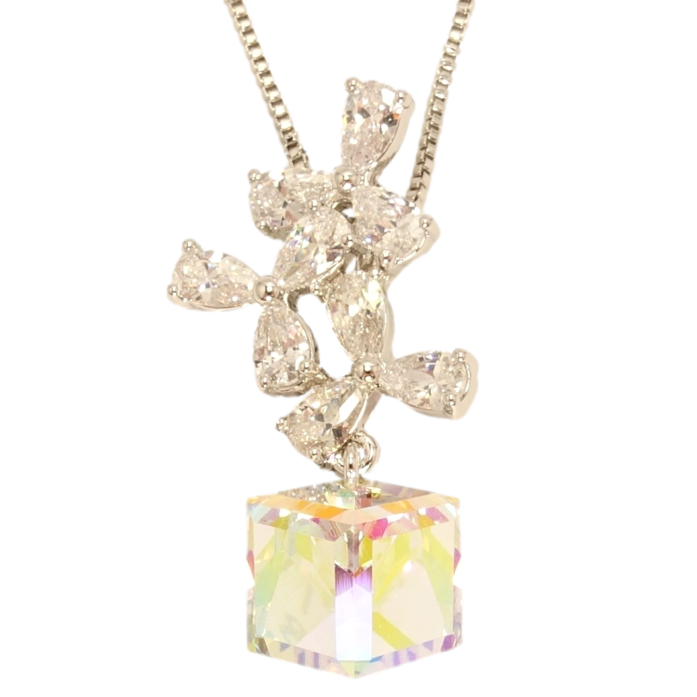 Кулон Xuping колір Родій з кр-ми Swarovski на ланцюжку Квіткова феєрія з кристальним кубом довжина 39-44см фото №3 Кулон Xuping колір Родій з кр-ми Swarovski на ланцюжку Квіткова феєрія з кристальним кубом довжина 39-44см фото №3