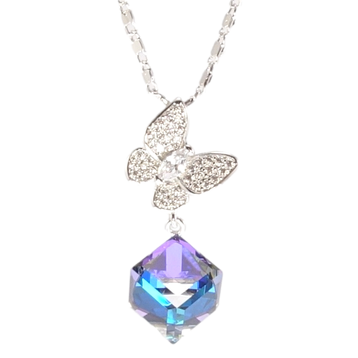 Кулон Xuping цвет Родий с кр-ми Swarovski на цепочке Бабочка с кр-м кубом с сиренево-синим отливом длина фото №2 Кулон Xuping цвет Родий с кр-ми Swarovski на цепочке Бабочка с кр-м кубом с сиренево-синим отливом длина фото №2