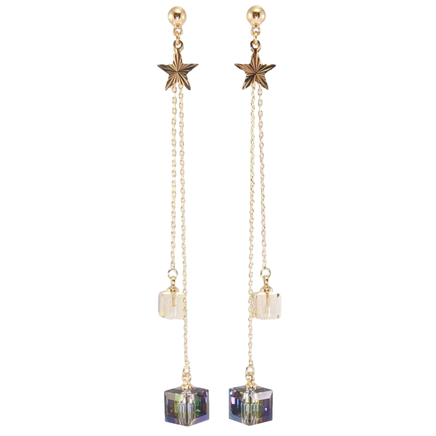 Серьги Xuping цвет 18K с кристаллами Swarovski пусеты Кубики кристальные на цепочках с звездами фото №1 Серьги Xuping цвет 18K с кристаллами Swarovski пусеты Кубики кристальные на цепочках с звездами фото №1