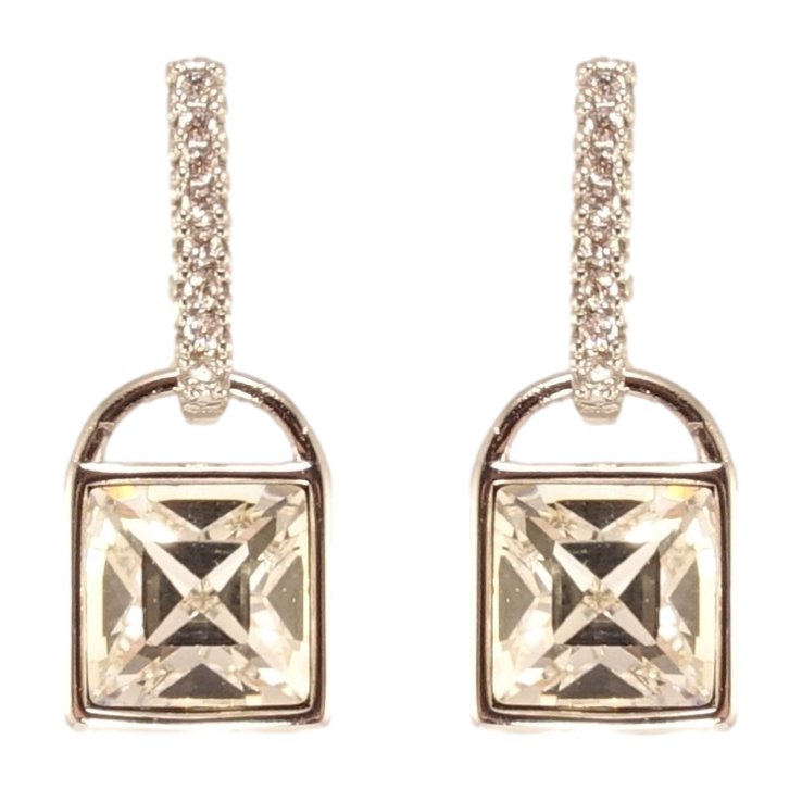Сережки Xuping колір Родій з кристалами Swarovski пусети Замочки з кристалами Clear фото №15 Сережки Xuping колір Родій з кристалами Swarovski пусети Замочки з кристалами Clear фото №15