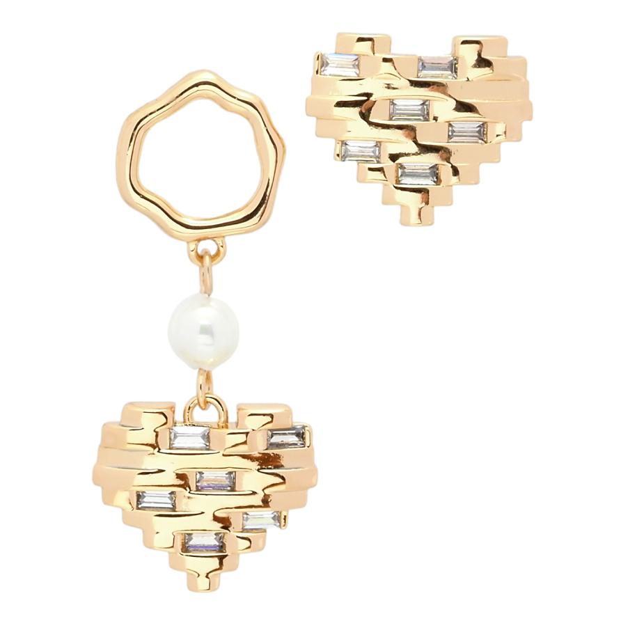 Сережки Xuping QQMM Позолота 18K пусети Асиметричні серця з цирконієм фото №1 Сережки Xuping QQMM Позолота 18K пусети Асиметричні серця з цирконієм фото №1
