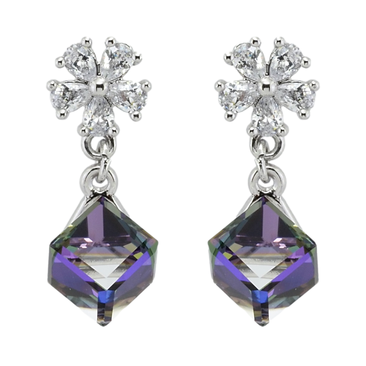 Сережки Xuping колір Родій з кристалами Swarovski пусети Квіточки з кубиками Bermuda Blue фото №14 Сережки Xuping колір Родій з кристалами Swarovski пусети Квіточки з кубиками Bermuda Blue фото №14